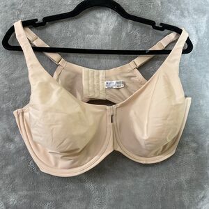 Wacoal 855280 First Instinct Underwire Bra Light Beige Nude 44DDD